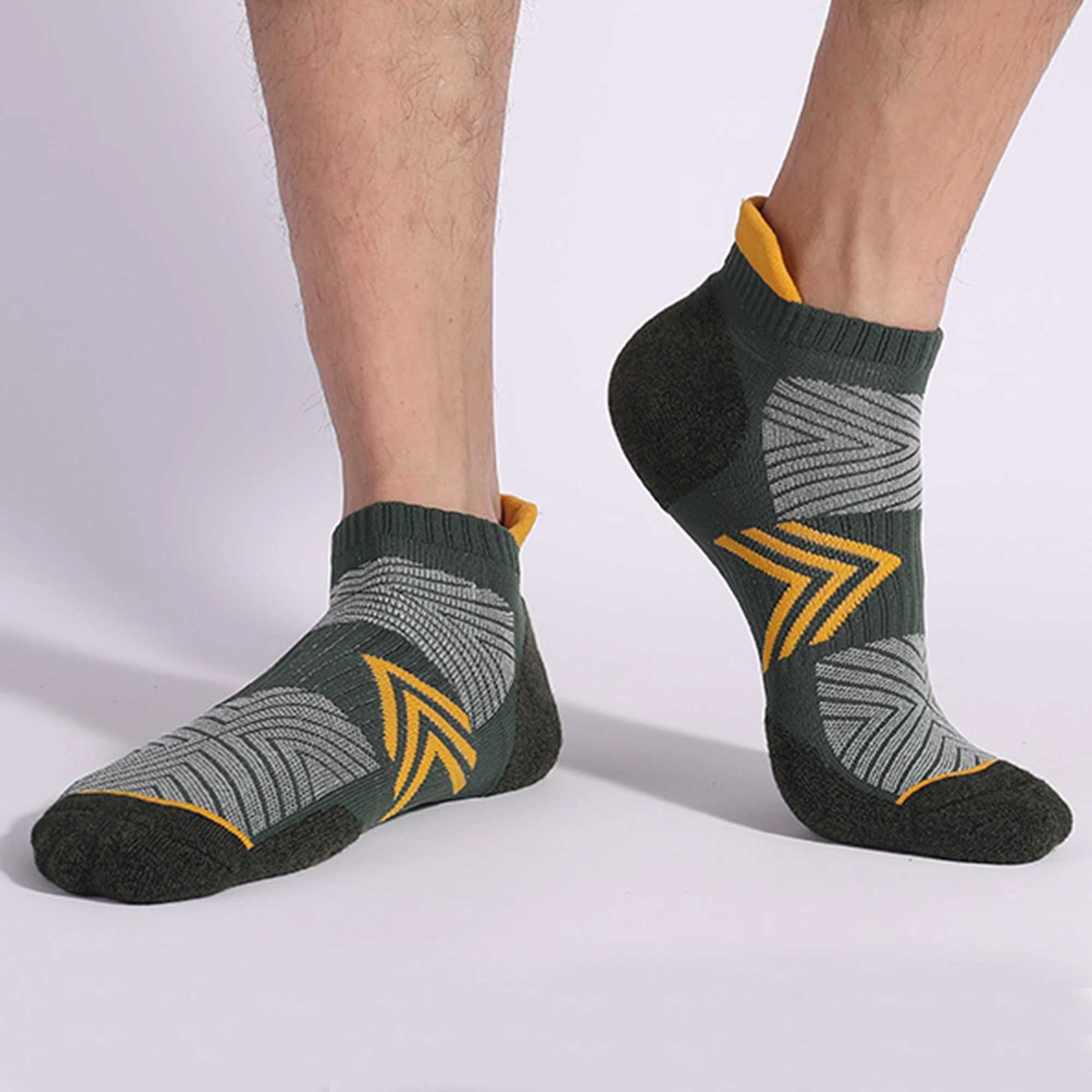 High quality Thickened Mens Socks Breathable Invisible Short Socks Casual Combed Cotton Sports Running Boat Socks for All-Day Z250610