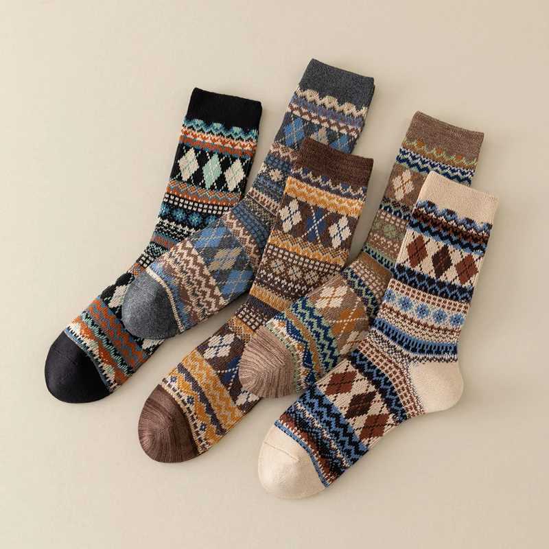 Mens Dress SocksCotton Crew SocksBreathable and sweat-absorbing Funky Colorful Pattern Crew Socks Z250610