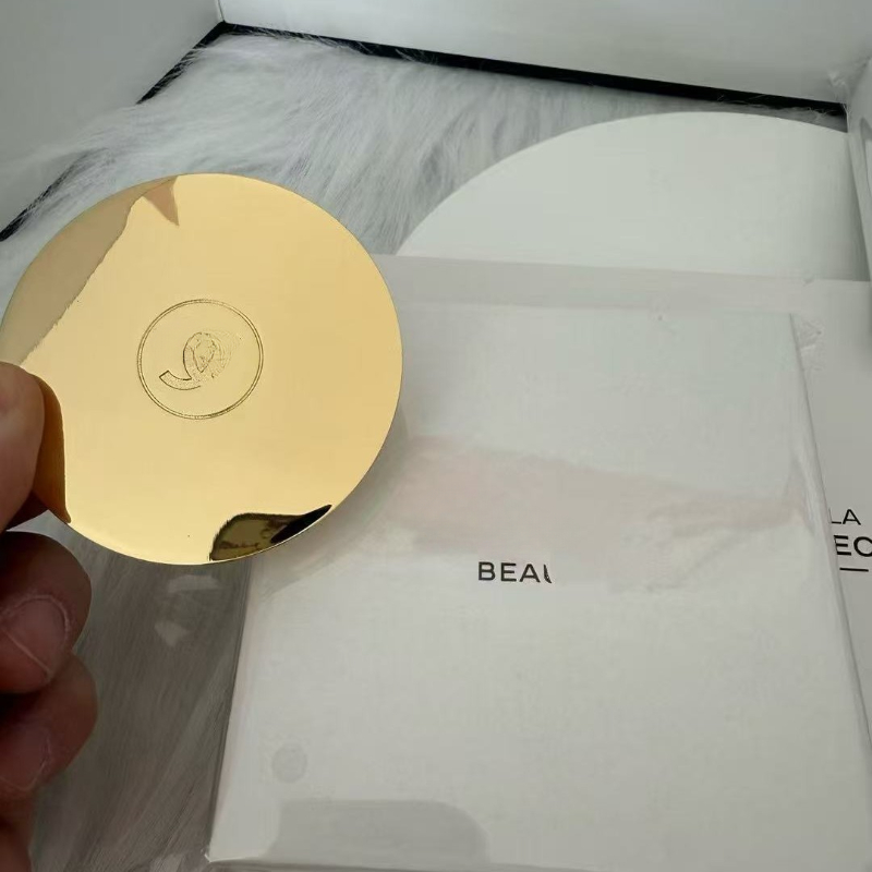 18k gold Luxury C Letters Hand Compact Mirrors RetroVintage Double Side Portable Enlarged Classic Designer Makeup Mirror Folding with White Box