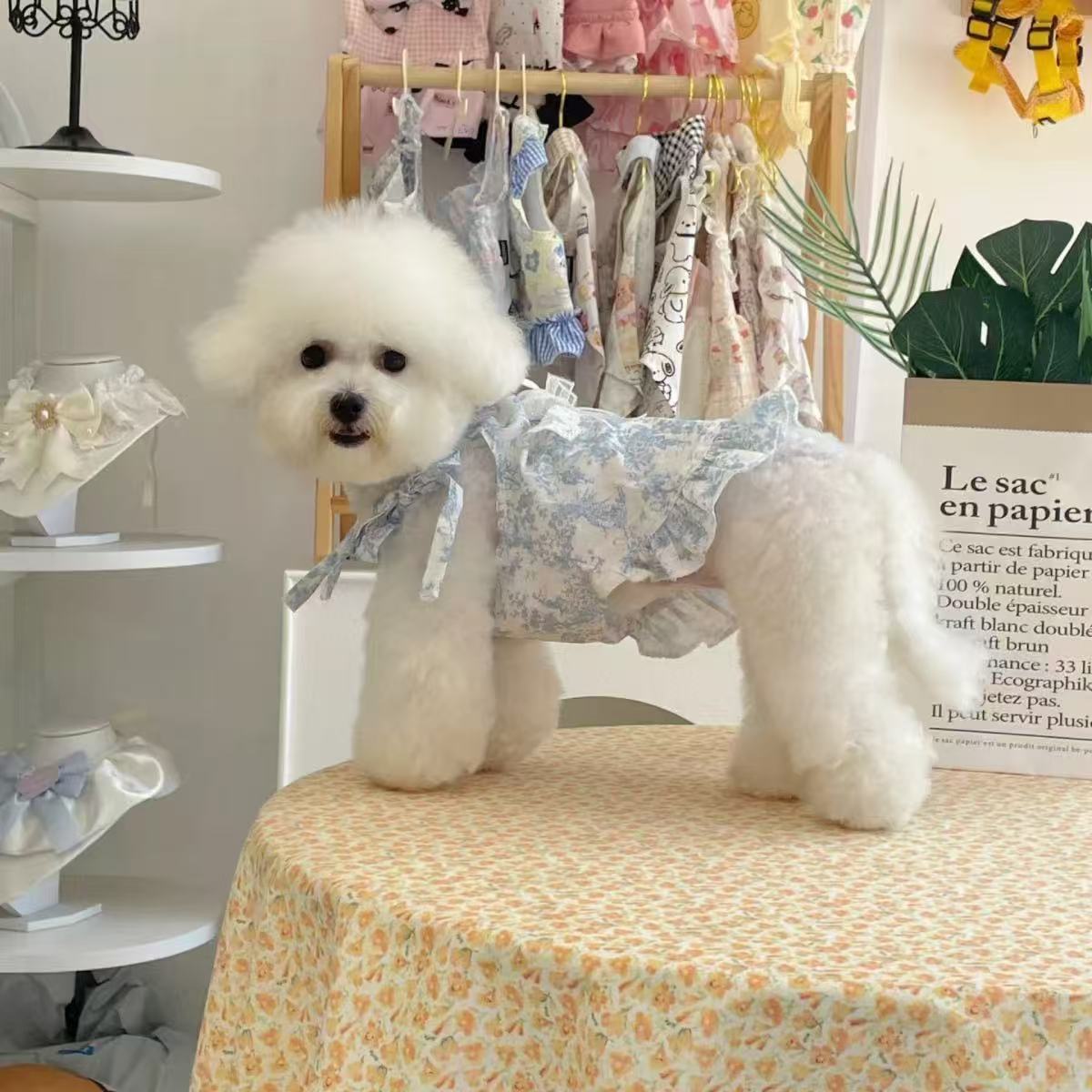 T439Spring and summer thin pet clothes plaid small flying sleeve princess dress dog cat clothes summer thin sun protection skirt