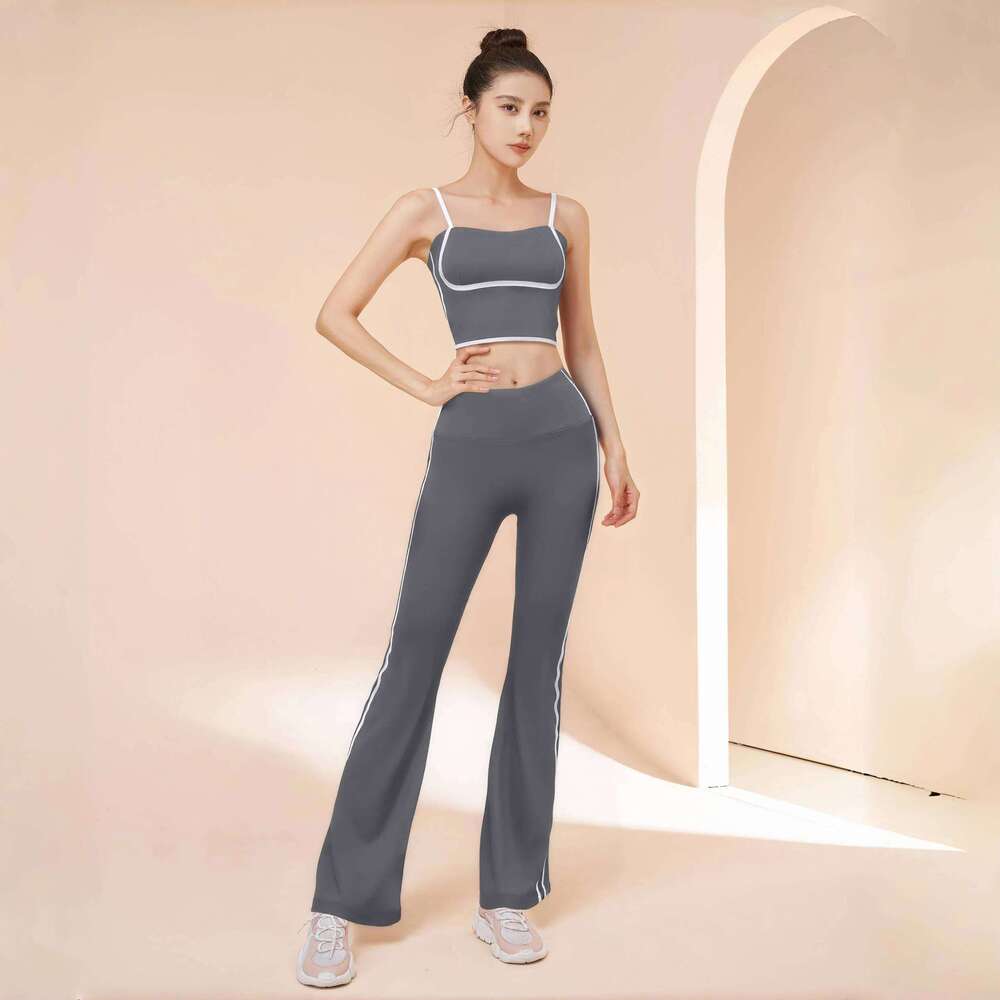 2025 New Striped Fashion Set Women Gym Clothes Sexy Sports Bra High Waist Yoga Flared Running Hip Lift Fiess Pants
