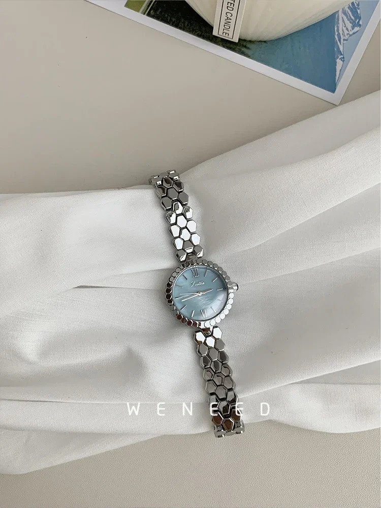 Womens Watch Silver Case Temperament Vintage Elegant Bracelet Belt Japanese Quartz Movement Gift for Lovers 250606