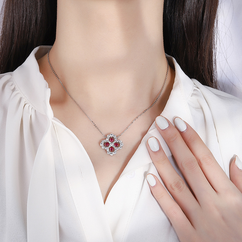 S925 Silver Faux Pigeon Blood Ruby Full Diamond Four-Leaf Clover Pendant Necklace, Exquisite Fashion Design, Perfect Women's Jewelry Collection
