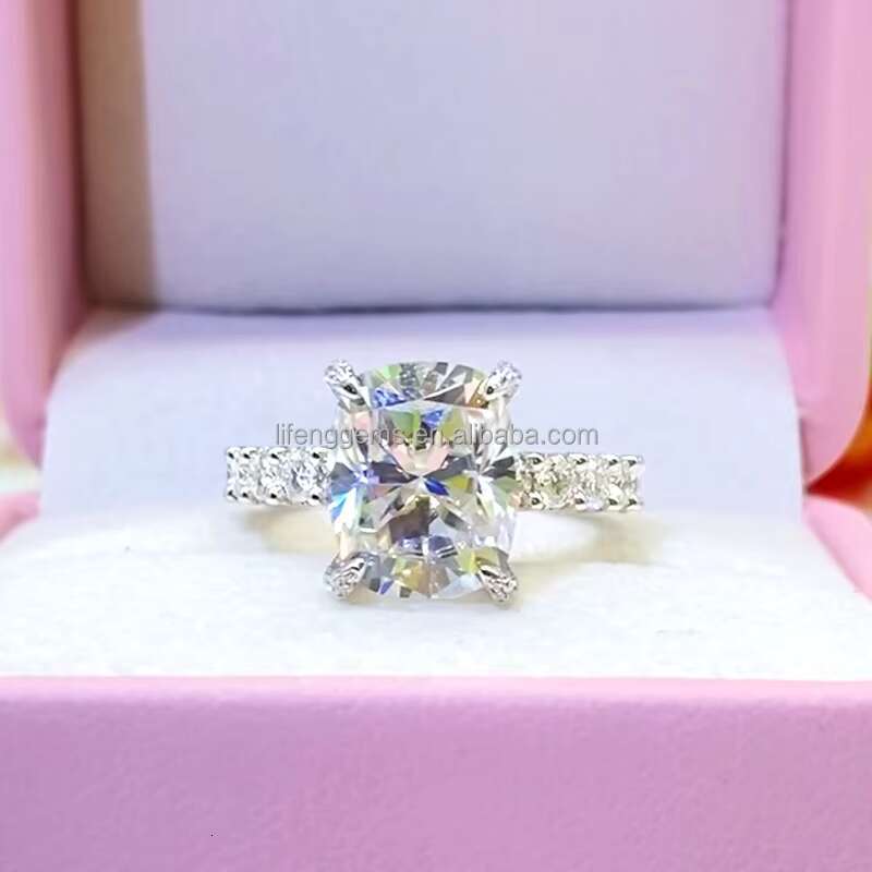 Factory Custom Moissanite Engagement Wedding Moissanite Ring 5ct 18k Gold Jewelry Cushion Cut Moissanite Fashion Jewelry Rings