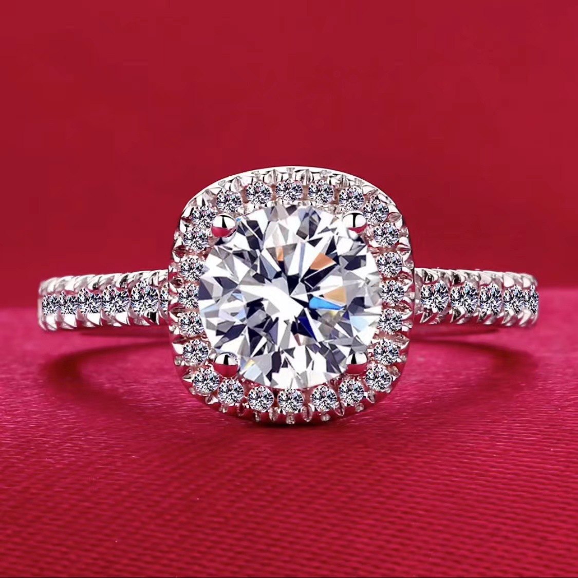 Classic Adjustable Open-Face Cluster Ring for Ladies - Featuring High-Quality Synthetic Diamonds