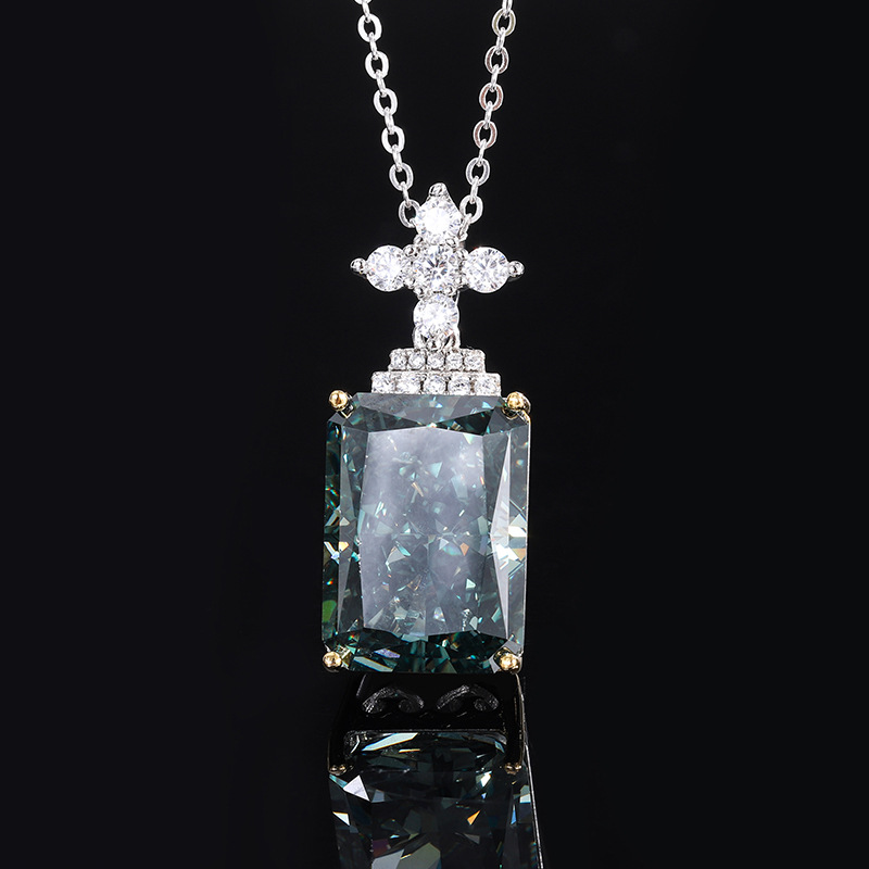 S925 Silver High-Carbon Diamond Luxury Pendant Necklace, 13x18mm Main Stone, Exquisite Fashion Design, Perfect Women's Jewelry for Any Occasion