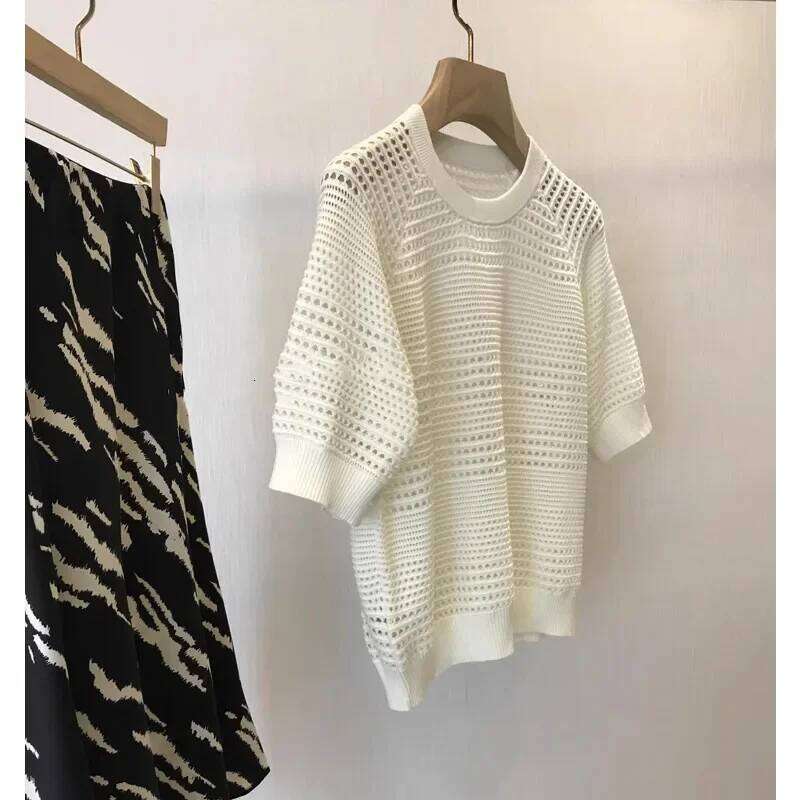 Sandro Quality Thin Hollow out Knitted Short Sleeve Women's T-Shirt Crew Neck Summer Lightweight Fashionable Casual Top