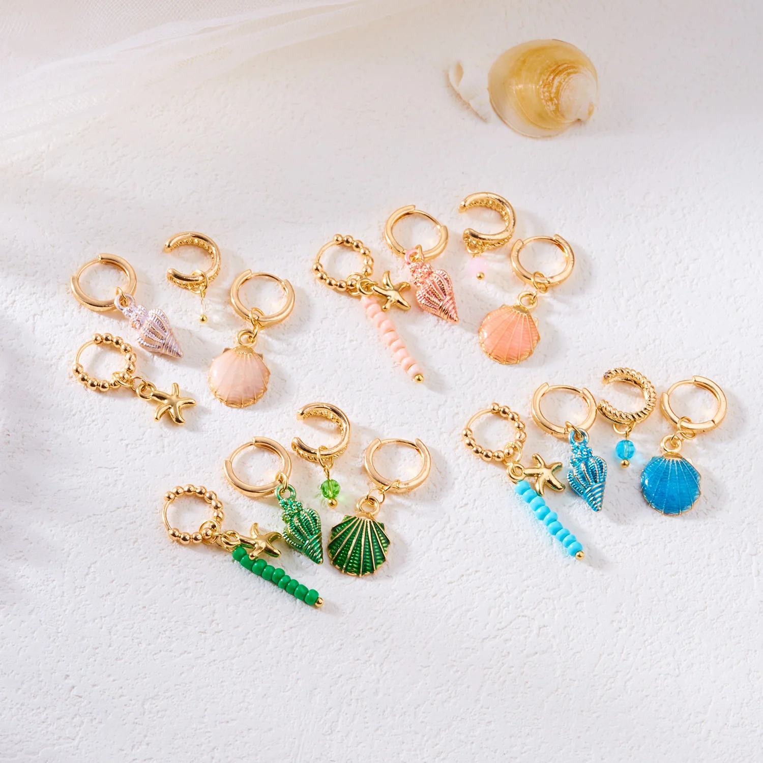 4Pcs Colorful Shell Conch Earrings Set For Women Bohemian Ocean Style Starfish Pendant Beaded Ear Bone Clip Girls Beach Jewelry 250610