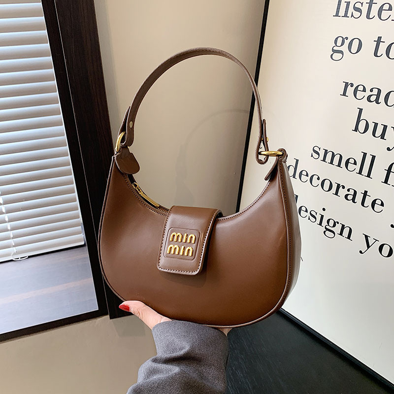free shipping designer Cross Body bag for woman fashion Casual handbag versatile letter shoulder bag black brown coffee
