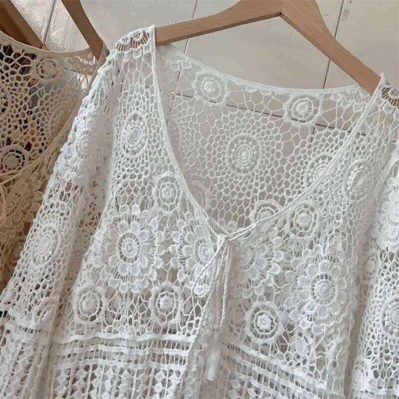 Bohemian Pullovers Women Summer New Sexy Knitted Hollow Out V-neck Floral Embroidery Shirt Sun Protection Tees Fashion Tops K208