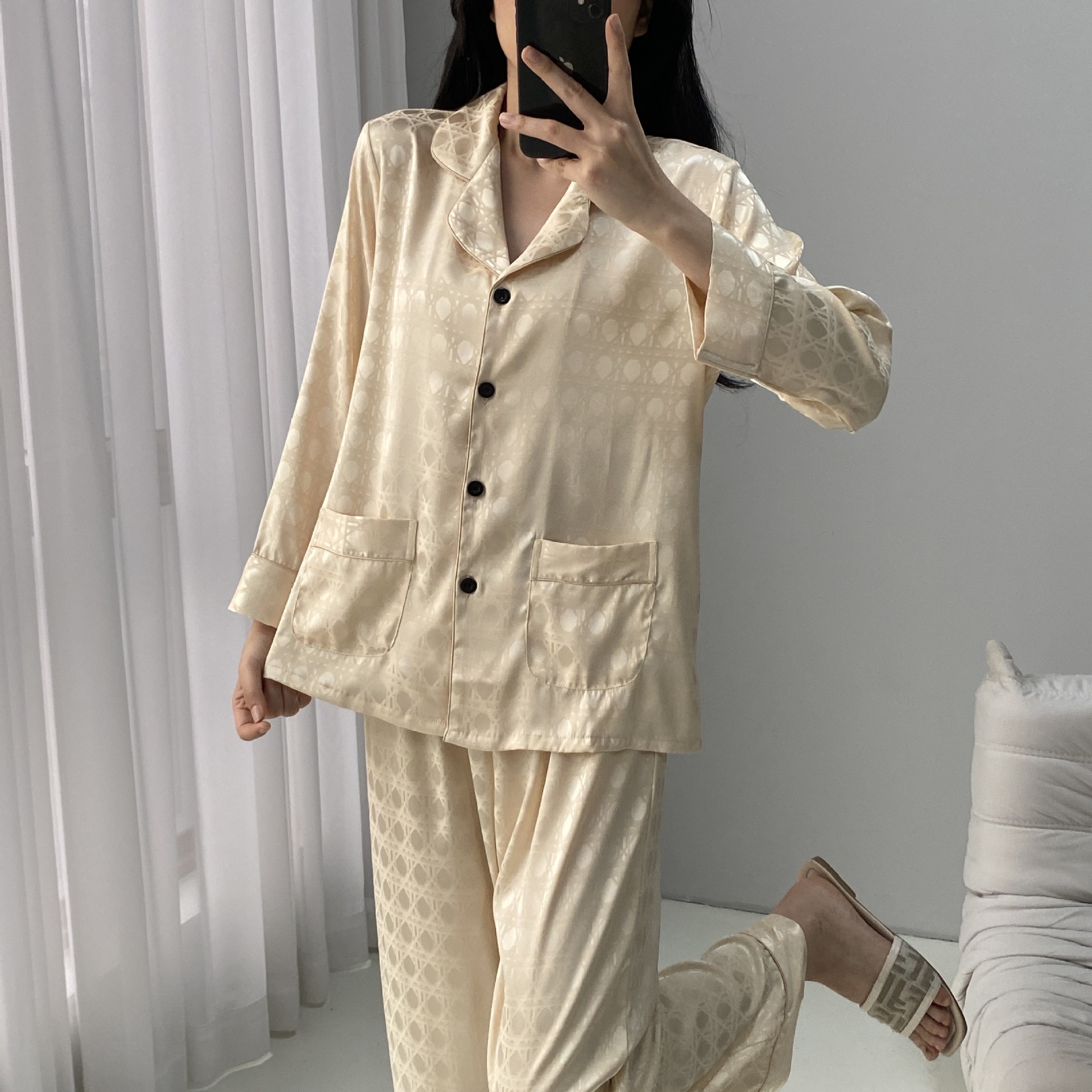 B921-Home wear women's pajamas women's summer ice silk pajamas women's spring and autumn summer pajamas