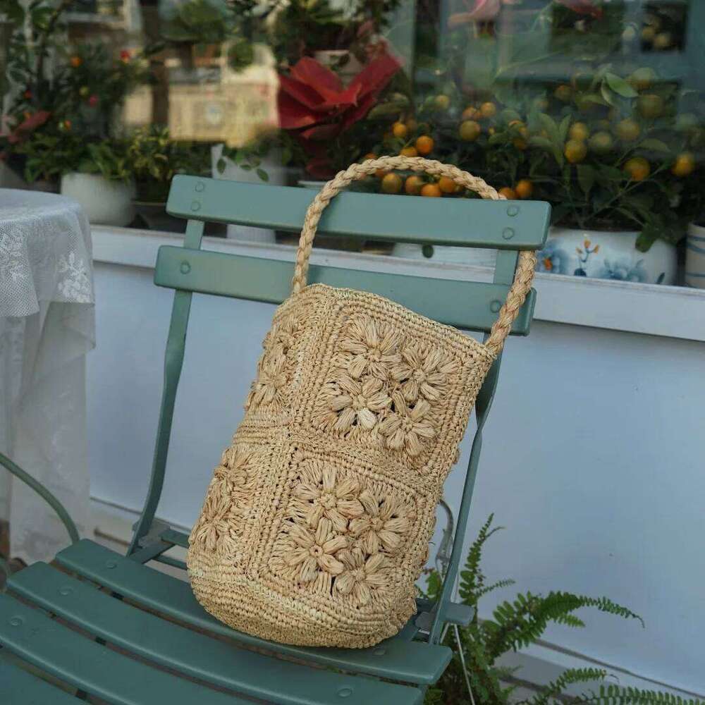 Fashion Raffia Straw Women Shoulder Bags Designer Weave Lady Handbag Casual Handmade Summer Beach Tote Bucket Bag
