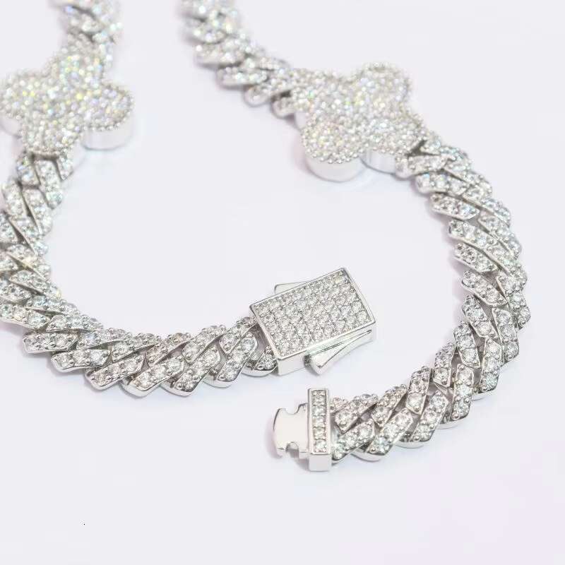 2024 New Arrival Moissanite Clove Cuban Link Chain Hip Hop Jewelry 925 Silver Pass Diamond Test Iced Out Cuban Necklace for Gift