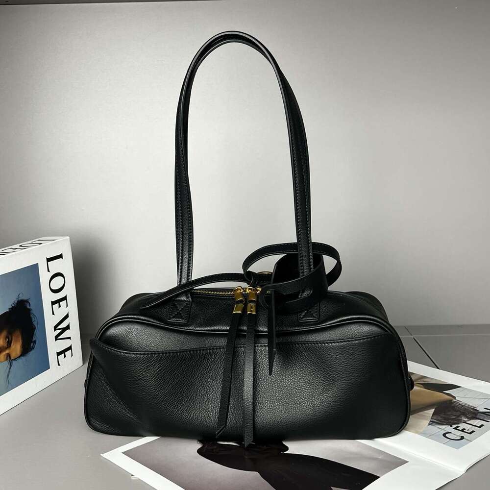 New Bowling Relaxed Feel Top Layer Cowhide Soft Large Capacity Shoulder Underarm Bag