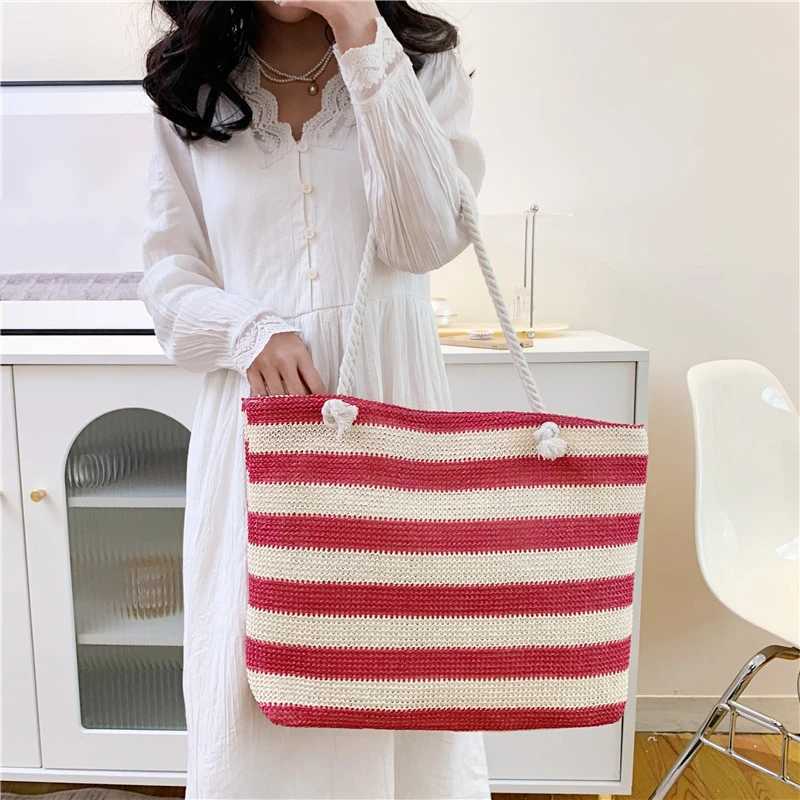 Women Straw Shoulder Bag Color Contrast Beach Handbag Large Capacity Simple Shoulder Bag Ladies Summer Daily Bag XJ250610