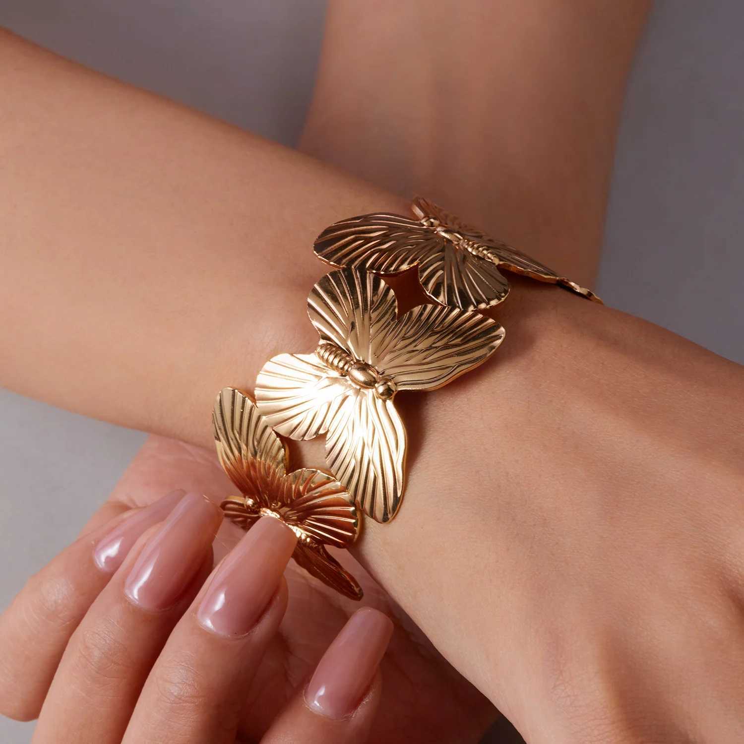 High Quality Stainless Steel Hollow Flower Butterfly Open Wide Bracelet Gold Plated Adjustable Cuff Bracelets For Women Jewelry XJ250707