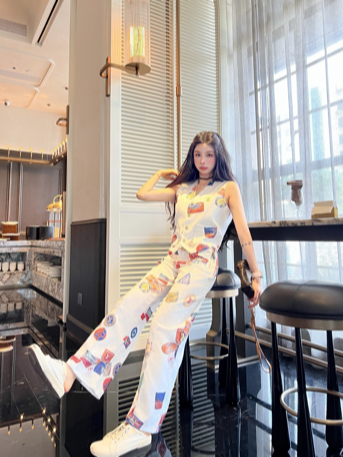 Designer Ladies' Fashion Leisure Glossy Texture With Seal Pattern Vest Top Long Trousers Set, Elegant And Relaxed Beauty.