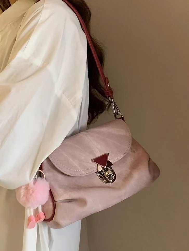 Fashionable Western style women's crossbody bag hot selling, high-quality shoulder bag, niche designer handbag