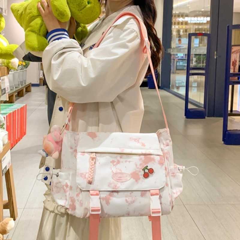 FAshionable and Trendy Canvas Color Blocked New Mailman Bag Large Capacity Student Trendy Work Commuting Crossbody BagXJ250610