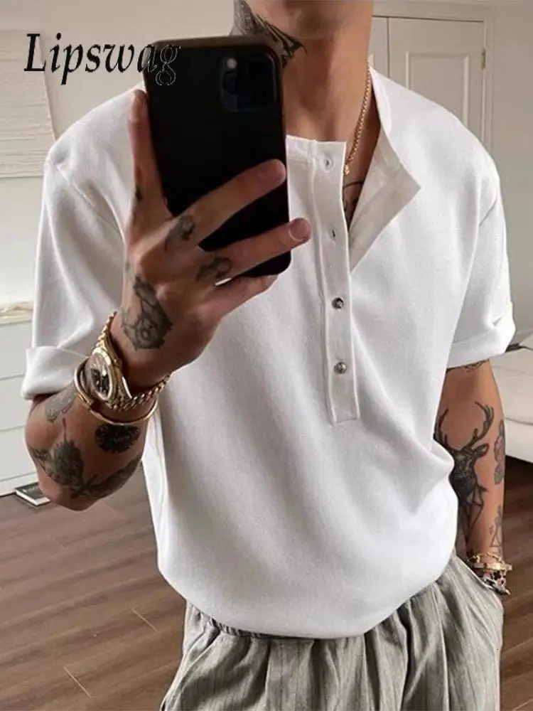 Knitting Solid Color Short Sleeve T Shirt Summer Casual Buttoned Textured Men Tshirts Fashionable Mens Henley Neck Shirts 250610