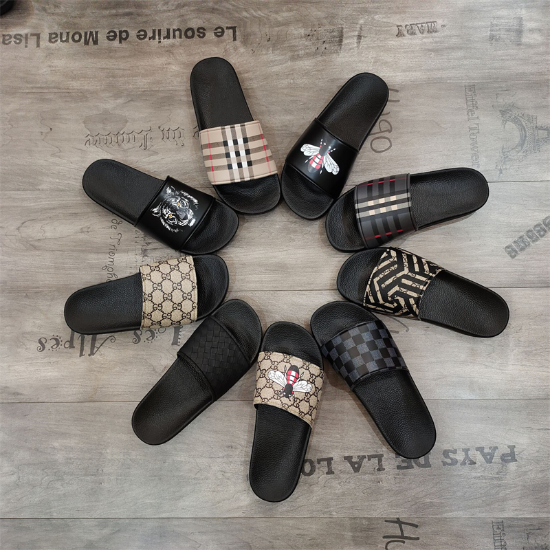 hot free shipping Designer Shoes for men outdoor sliders indoor summer slippers sport beach shoes classic womans casual vintage Scuffs black