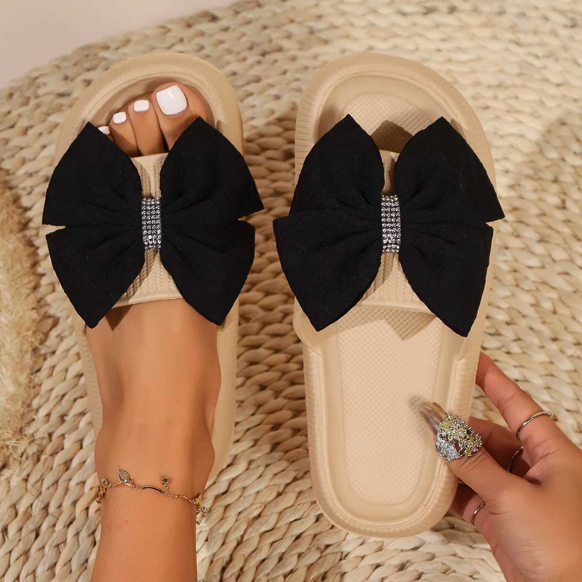 New Womens Summer Platform Slippers with Rhinestone Bow Holiday Beach with Soft N-Slip Soles Pink Pillow Slides XJ250610