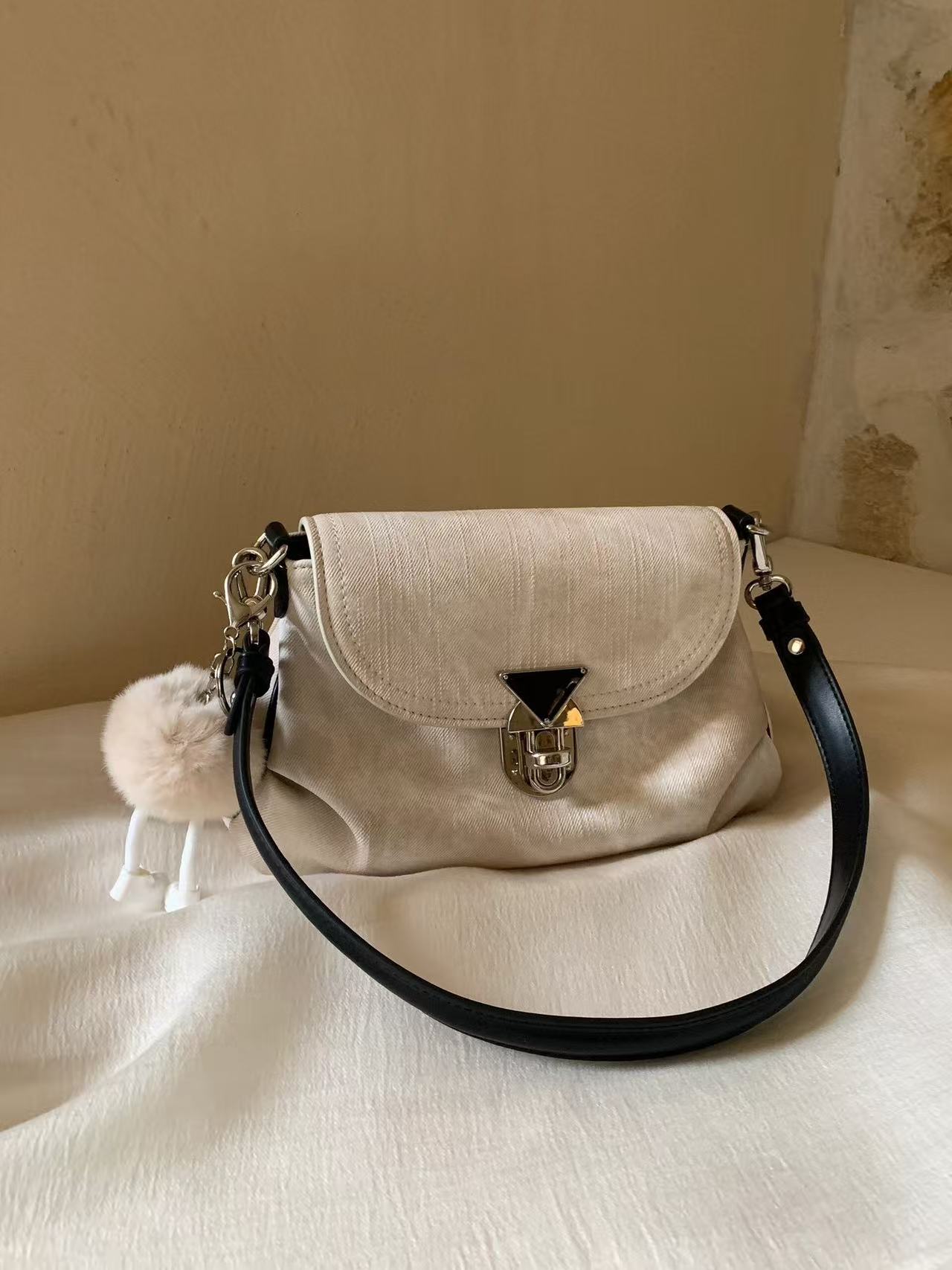 Fashionable Western style women's crossbody bag hot selling, high-quality shoulder bag, niche designer handbag