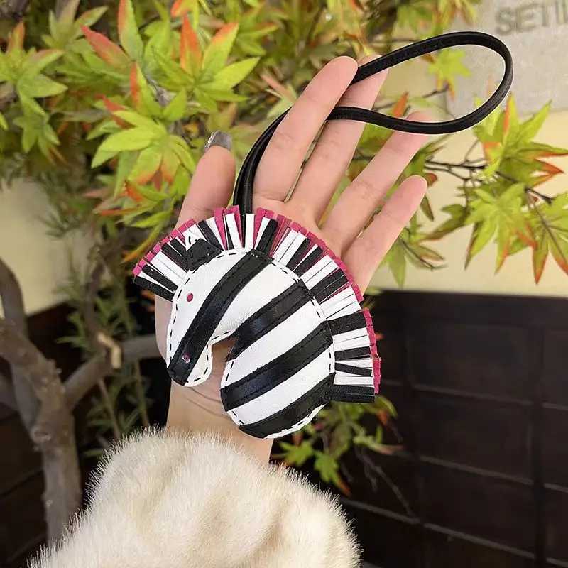 New Quality Leather Handmade Zebra Head Pendant Sheepskin Hand Sewn Unicorn Pendant Keychain Car Pendant Handbag Pendant Z250611