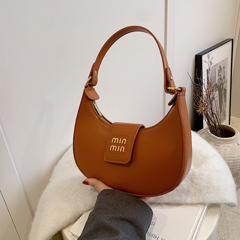free shipping designer Cross Body bag for woman fashion Casual handbag versatile letter shoulder bag black brown coffee