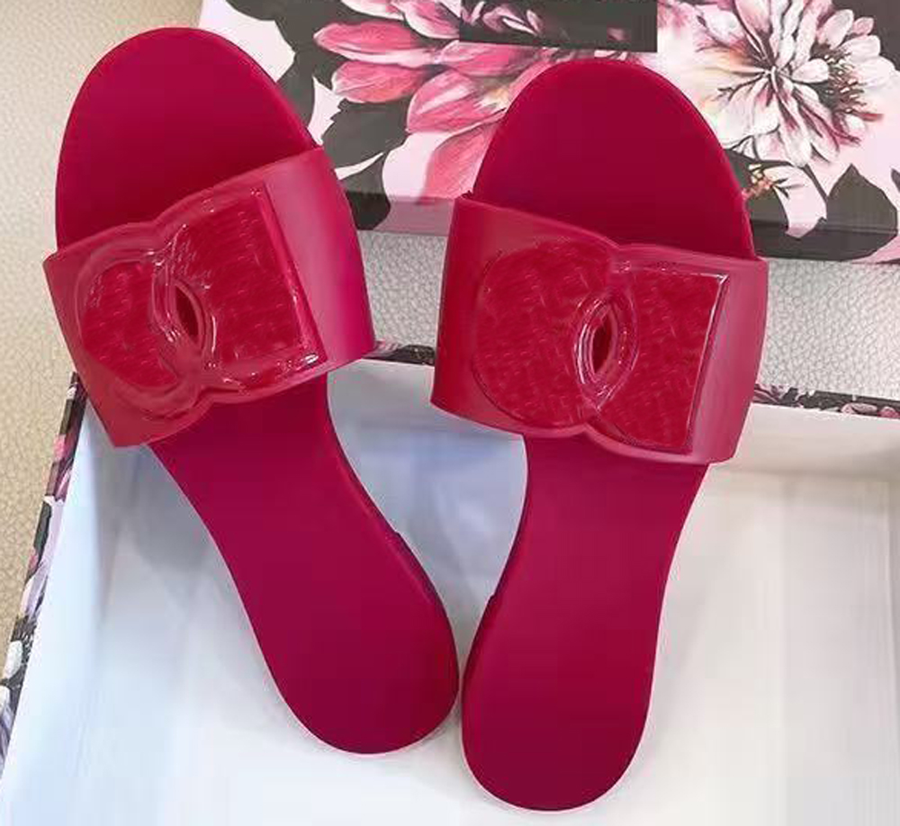 Designer Sandals Ladies Sandals Slippers women Summer Shoes Shoes Outdoor Beach Slippers Ladies Classic Fashion Casual slides 36-41