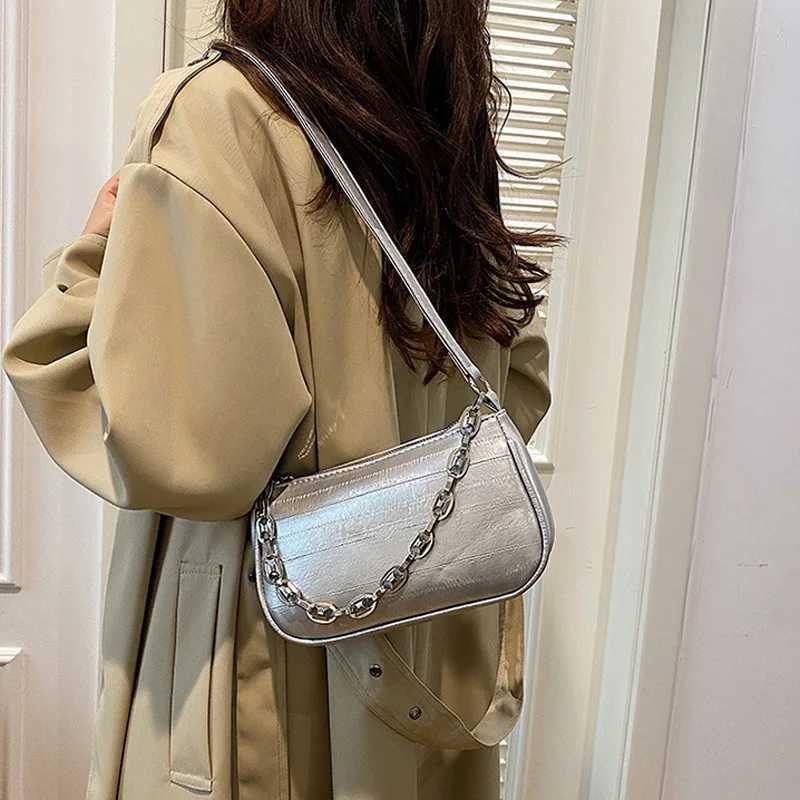 Fashion Chain Strap Crossbody Bags For Ladies Versatile Womens Shoulder Bag For Daily Use Casual Designer Handbags XJ250610