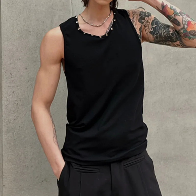 IEFB Mens T-shirts Sleeveless Summer Nail Drill Loose Round Neck Trendy Solid Color Simple Male Clothing 9W1728 250611
