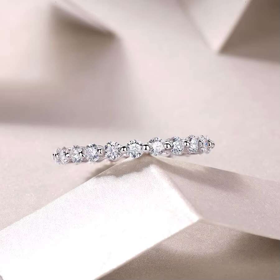2.5mm 1.32CT Moissanite Full Eternity Ring S925 Silver Plated 18K Bezel Womens Wedding Band Passes Diamond Test Elegant Jewelry