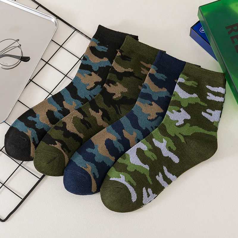 5 Pairs Spring And Autumn Men High Quality Mid Tube Socks Camouflage Army Green Comfortable Warm Thickened Cotton Socks EU 38-44 Z250610