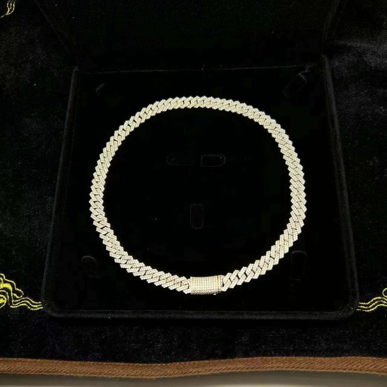 OACOCA Hip Hop 10mm Width Moissanite Chain Necklace High Quality Full Diamond 10K Cuban Link Chain Necklace Miami Bracelet Necklace