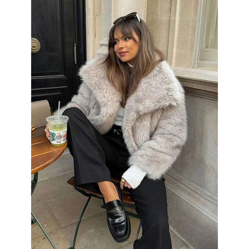 ZADORIN Fashion Oversized Turn Down Collar Fluffy Coat Vintage Faux Fur Jacket Coats Winter Clothes Women 2025