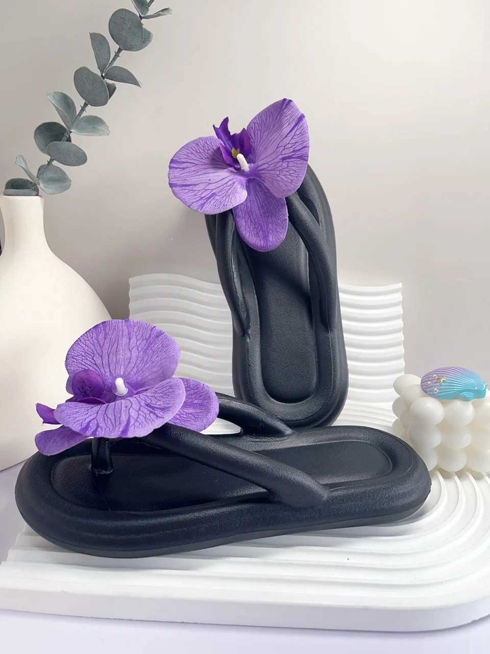 Purple Butterfly Orchid Flower Women Flip-Flop Beach Party Outdoor Walk Indoor Home Fi Versatile Comfort Soft Sole Slipper XJ250610