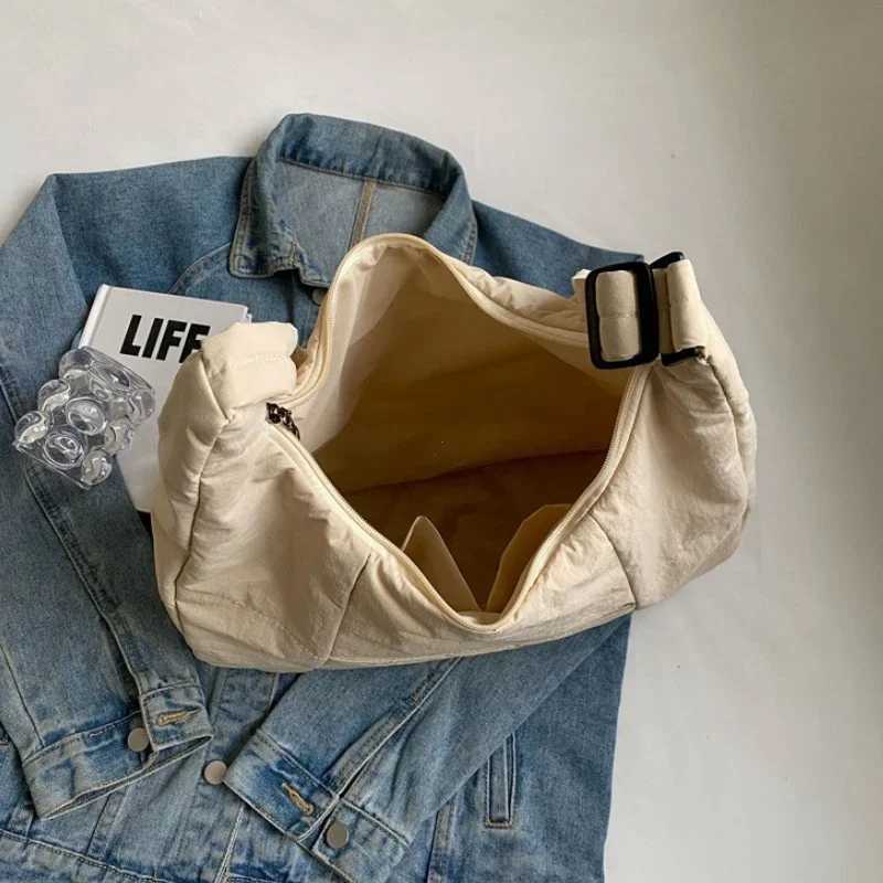 Trendy Womens Soft Cloth Shoulder Bag Solid Color Student 2025 Spring Y2k Casual Style Big Handbags Crossbody Bags for Women XJ250610