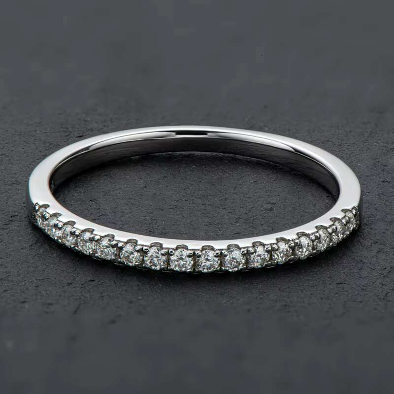 Best Selling Fashion Women Fine Jewelry 925 Sterling Silver 15pcs Moissanite Stones Wedding Band Engagement Ring for Women