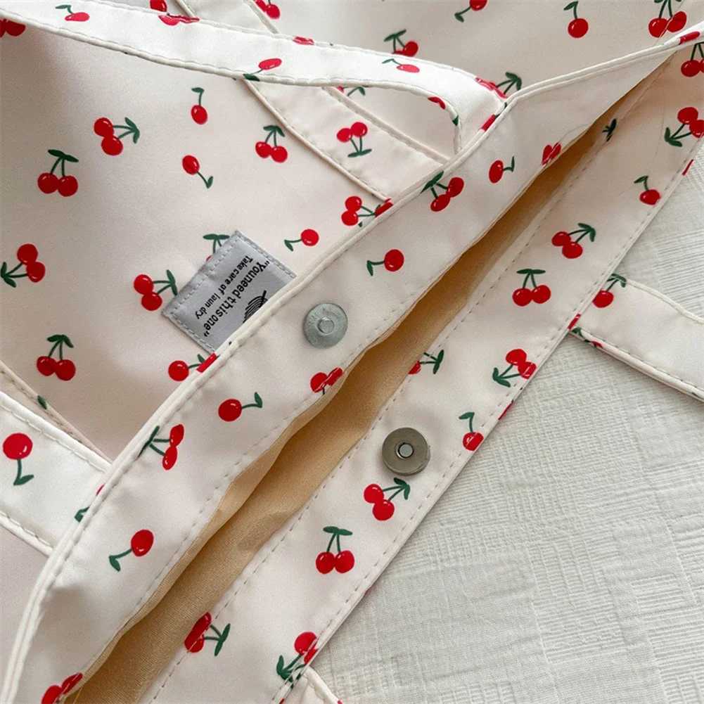 Cute Cherry Strawberry Print Casual Tote Bag Large Capacity Shopping Bag Nylon Aesthetic Handbag Grocery Bag for Women XJ250610