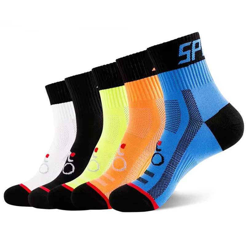 High Quality Mens Socks Breathable Quick Drying Running Sweat Sports Socks Outdoor Cycling Basketball Socks 3 Pairs Men Gifts Z250610