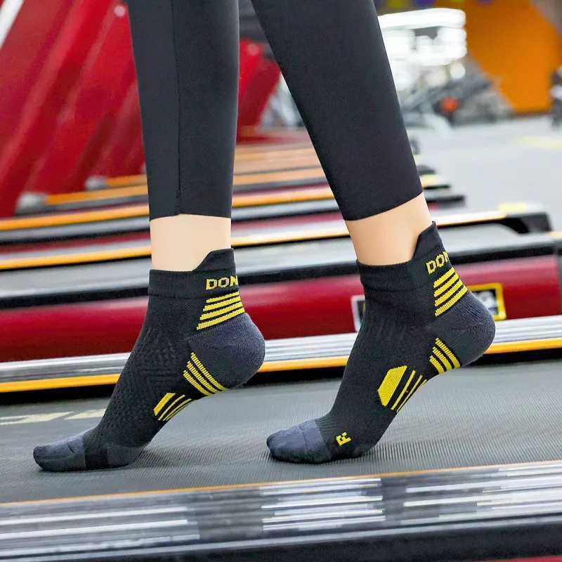 3 Pairs Marathon Running Socks for Men and Women Professional Sports Ankle Socks Fitness Thickened Cushioned Tube Low Cut Boat Short Socks Z250610