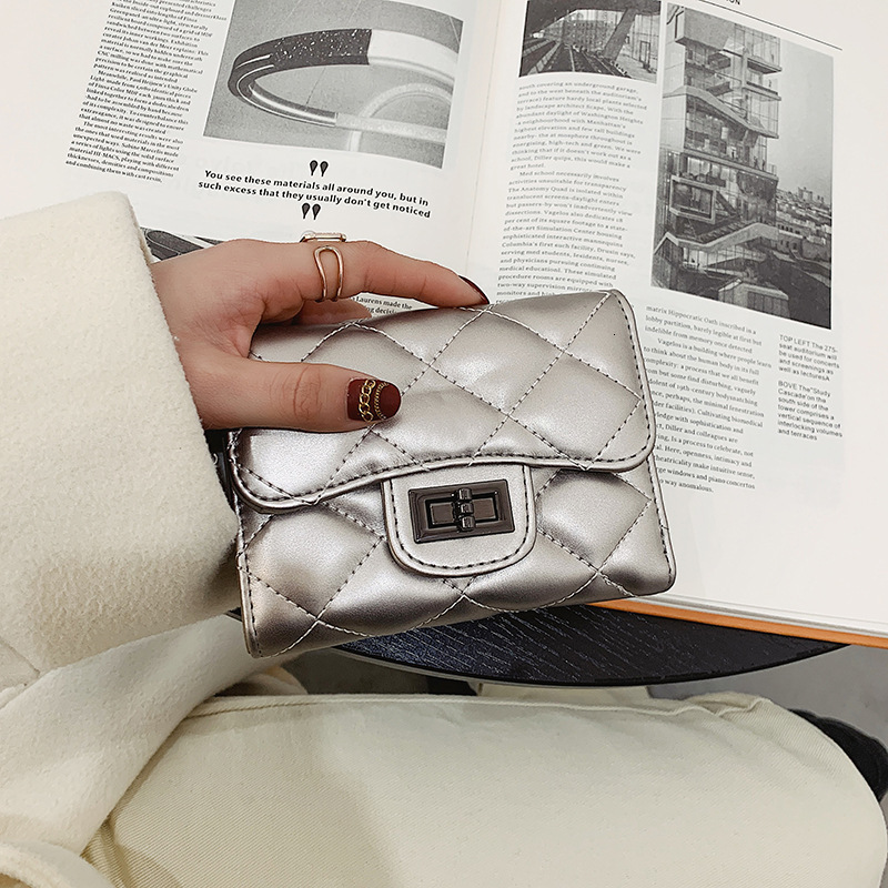 2025 New Luxury Bag Style Quilted Wallet For Women Short Korean Version Versatile New Free Delivery Designer Bag Foldable Simple Card Holder Coin Purs