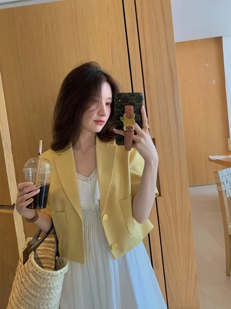 Korean Fashion Office Work Blazer for Women Elegance Casual Simple Suit Jackets Solid Color Summer Shorts Sleeve Womens Blazers 250610