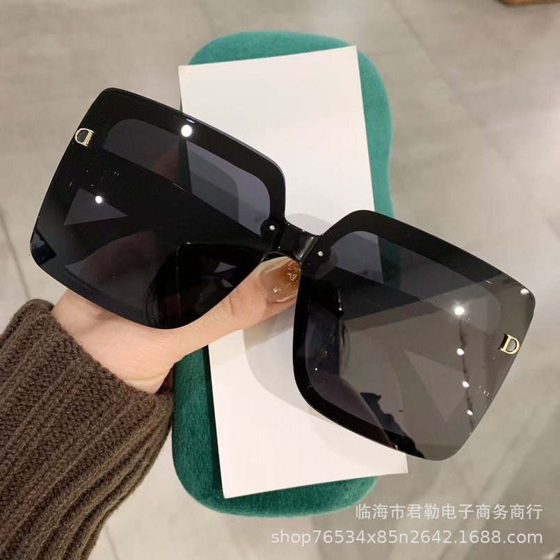 Trendy Large Frame for Men and Women Summer High-end Feel Sunglasses TikTok Internet Celebrity Polarized Glasses