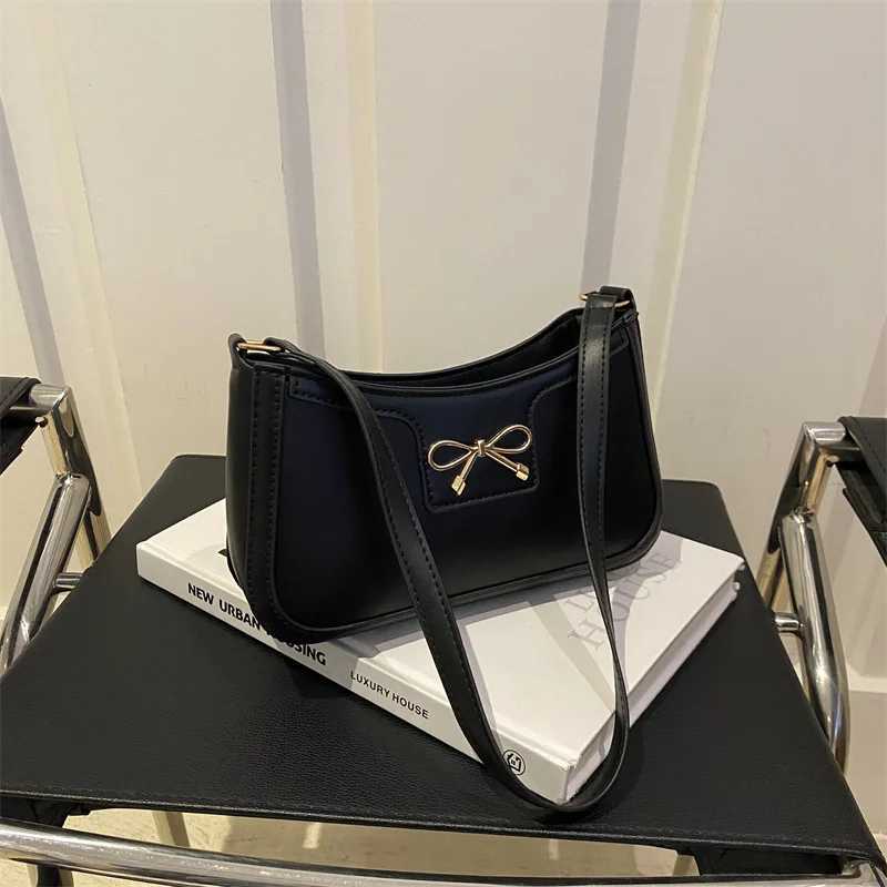 Stylish Shoulder Bag with Metal Bow Decoration Versatile Underarm Bag Classic Brown and Black Baguette Bag for Women Daily UseXJ250610