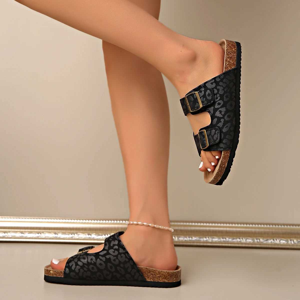 Fi Leopard Womens Slippers New Cork Slippers Women Summer Outdoor N-slip Shoes Buckle Sandals Woman Beach Flat Slippers XJ250610 - view 5