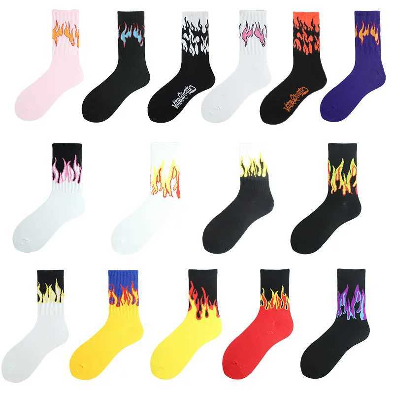 1 pair women Fashion Hip Hop Hit Color On Fire Crew Socks Red Flame Blaze Power Torch Hot Warmth Street Skateboard Socks Z250610