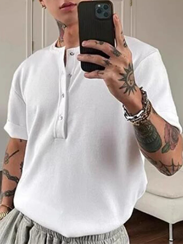 Knitting Solid Color Short Sleeve T Shirt Summer Casual Buttoned Textured Men Tshirts Fashionable Mens Henley Neck Shirts 250610