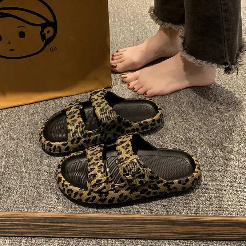 Summer Slippers Womens Leopard Print Platform Slippers Casual Thick Sole Indoor and Outdoor Sandals Couple Beach Shoes 2024 XJ250610